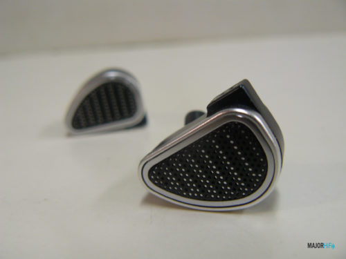 64 Audio grille