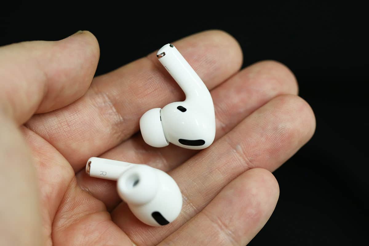 Apple AirPods Pro Review