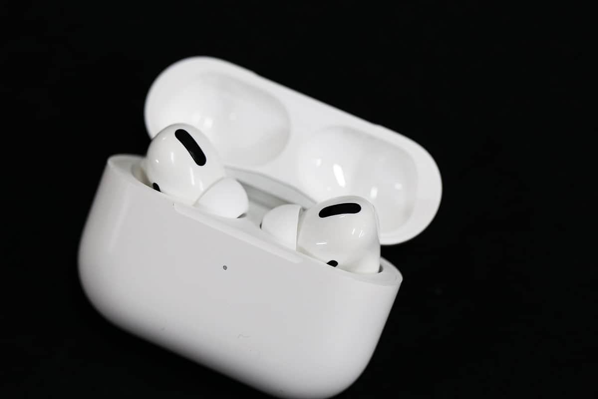 Apple AirPods Pro Review