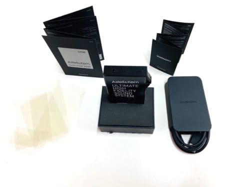 Astell&Kern SA700 comes with screen and player protectors in the box