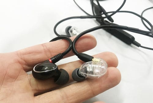 best affordable IEMs FiiO FH1 vs Shuer SE215 comparison review