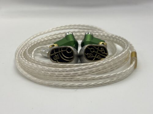 Campfire Audio Andromeda Emerald Sea Vs Solaris Stellar Horizon cable