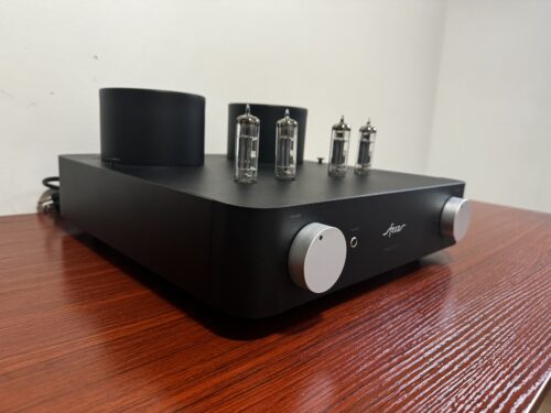 Fezz Audio Omega Lupi Evolution Tube Headphone Amp side