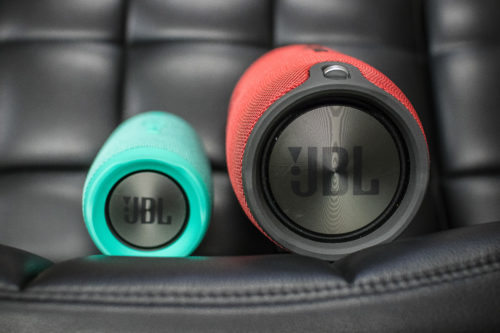 JBL Charge 3 vs JBL Xtreme