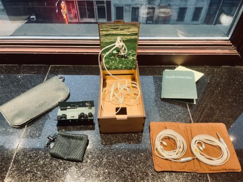 Unboxing the Campfire Audio Andromeda Emerald Sea 