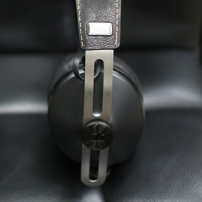 Sennheiser HD 1 vs Momentum 2