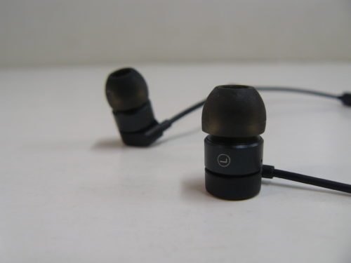 EM205 wired earbuds